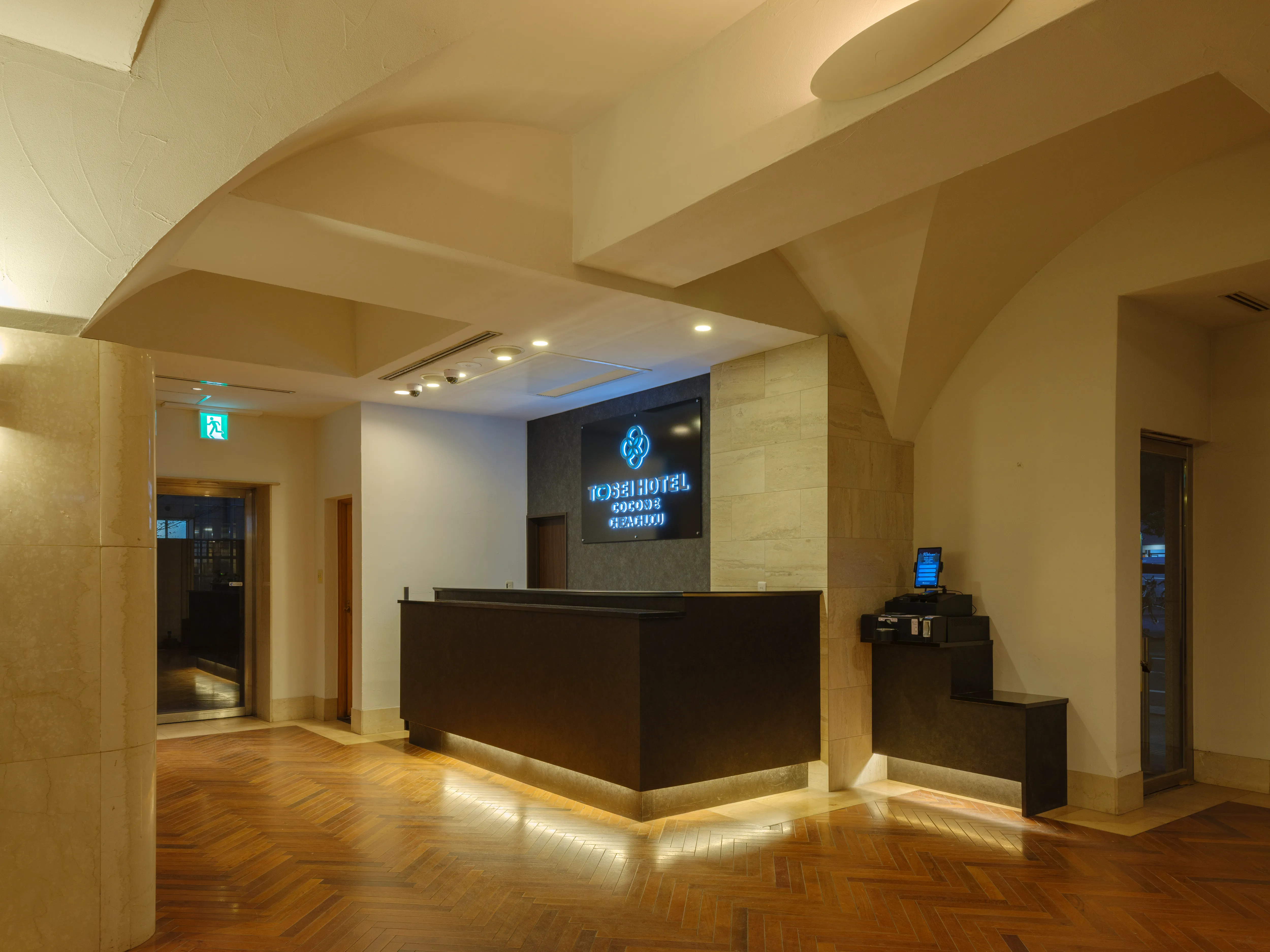 キービジュアルエントランス